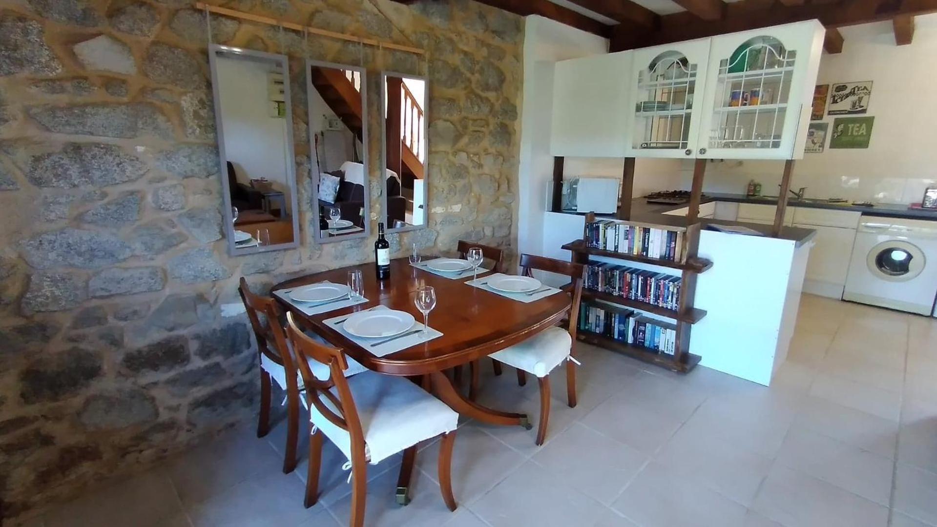 Character 2 Bed Cottage Within Walking Distance Of Bar/Restaurants Piégut-Pluviers Εξωτερικό φωτογραφία