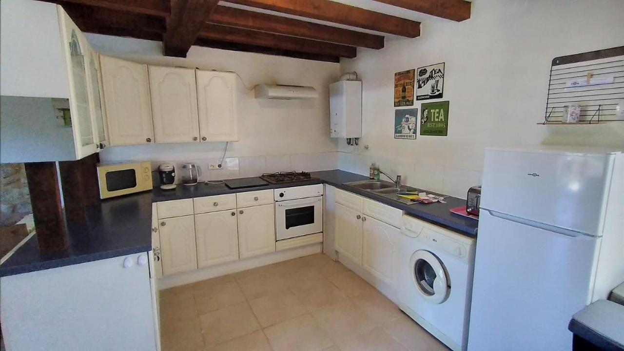 Character 2 Bed Cottage Within Walking Distance Of Bar/Restaurants Piégut-Pluviers Εξωτερικό φωτογραφία