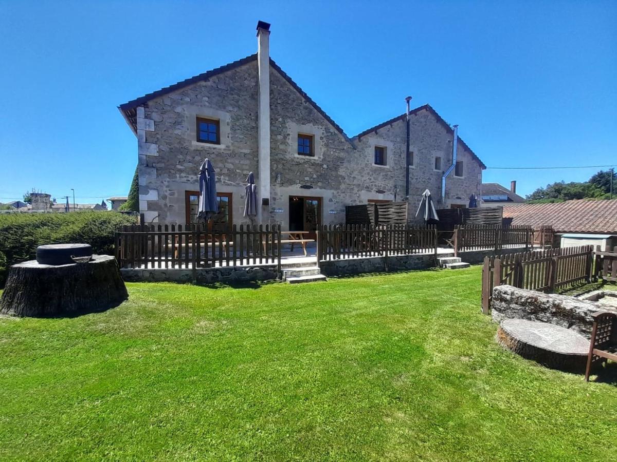 Character 2 Bed Cottage Within Walking Distance Of Bar/Restaurants Piégut-Pluviers Εξωτερικό φωτογραφία